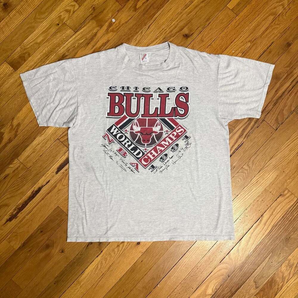 Vintage Jerzees Chicago Bulls World Champs Signature Series T-Shirt XL